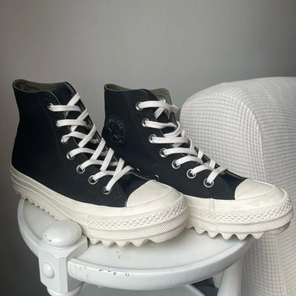 Converse Shoes Converse Ripple Platform Womens Black